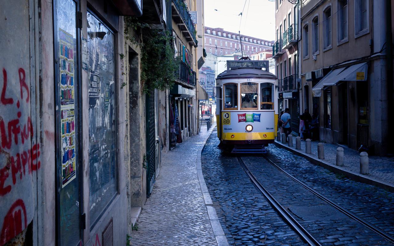 Suave Lisboa Hostel Екстериор снимка